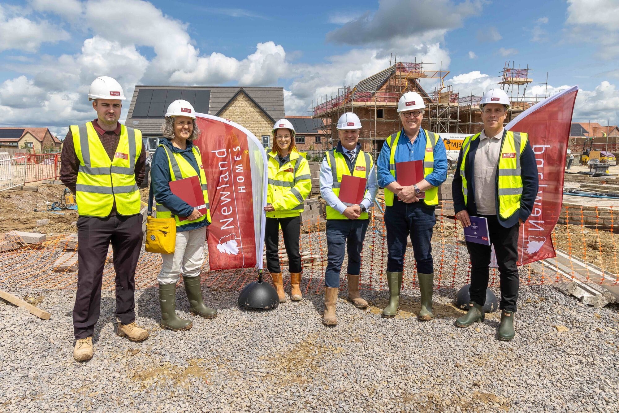 MP APPLAUDS ZERO CARBON HOMES IN SEMINGTON